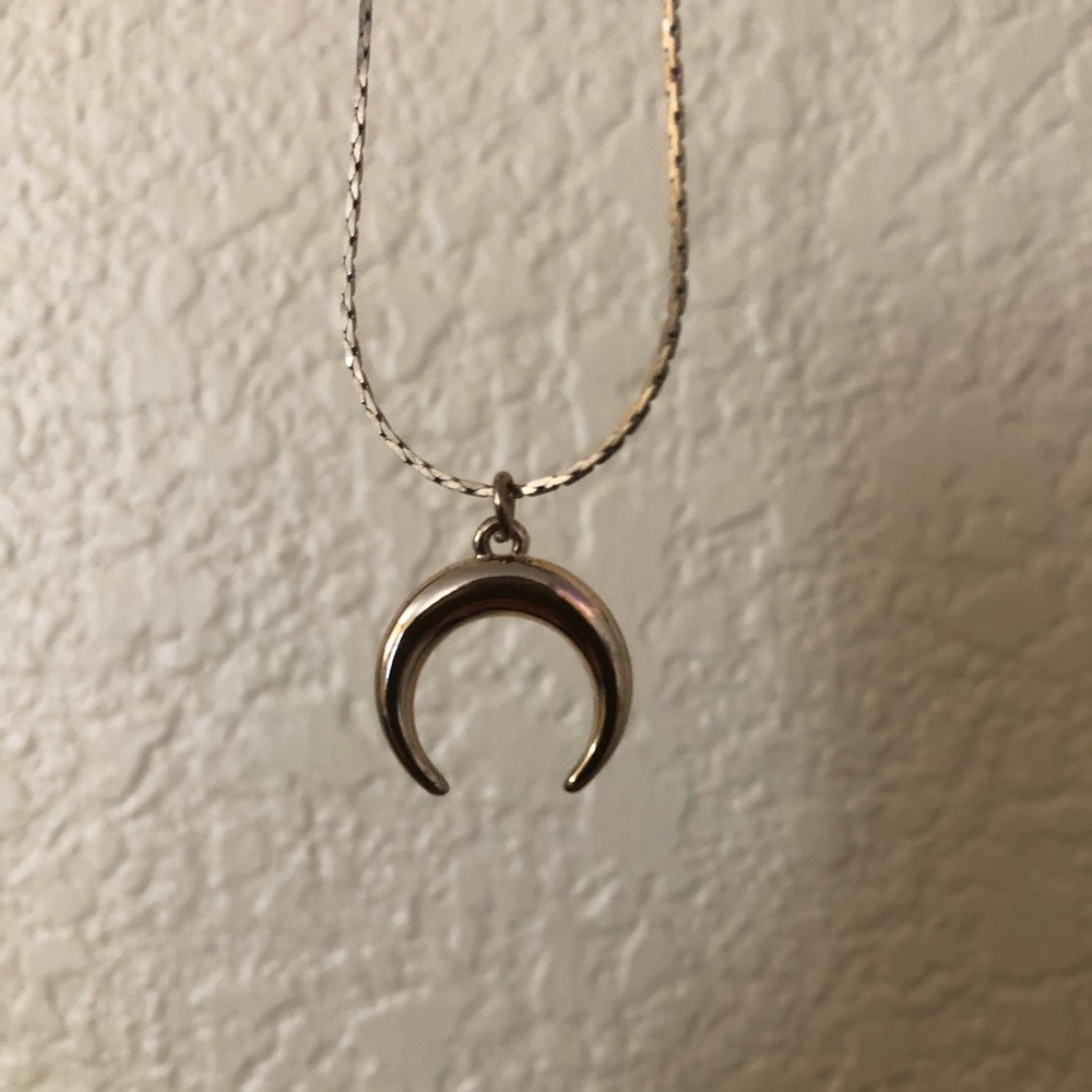 Crescent Moon necklace - Picture 3 of 5